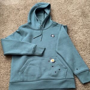 NWOT- Carhartt Women’s Hoodie w/ Embroidery